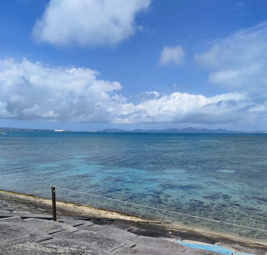 2022/4月：沖縄の海